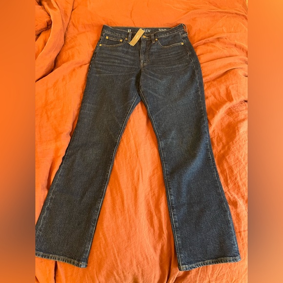 High-rise straight jean in 1996 semi-stretch *Brand New with Tags! Demi-Wash - Picture 2 of 5